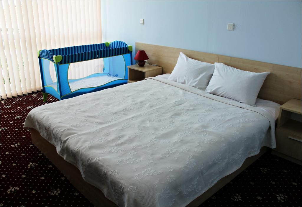 Hotel Paradise Золоті Піски Номер фото
